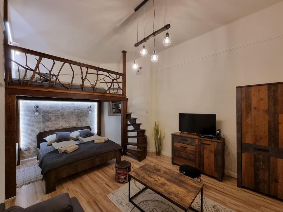 Vintage Apartman In City Center ميسكولك المظهر الخارجي الصورة