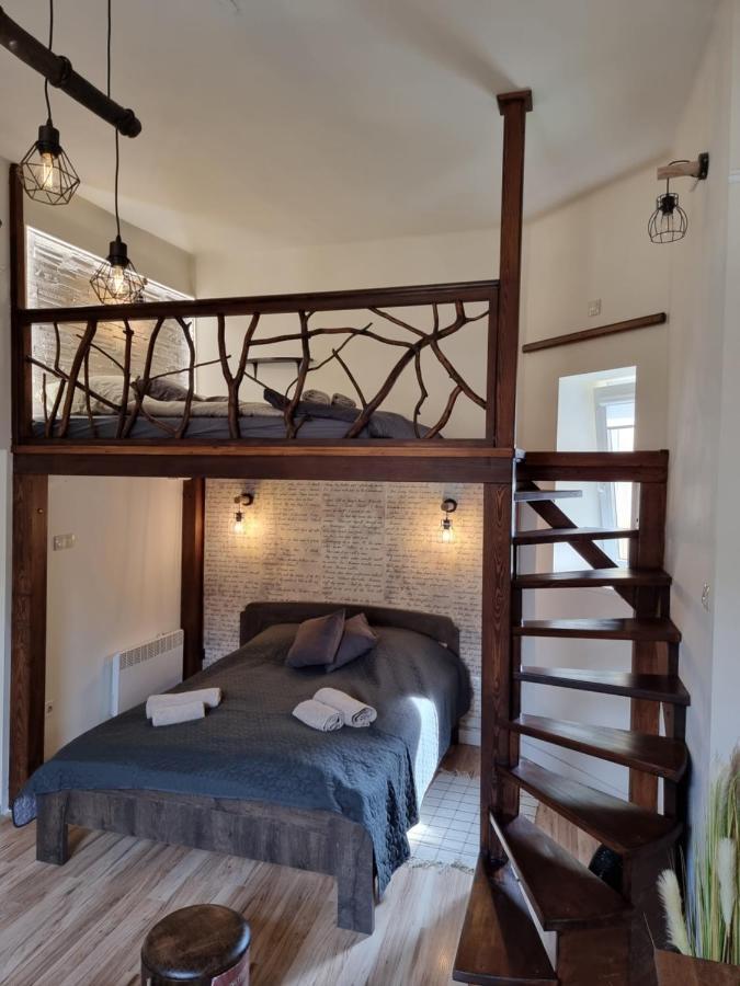 Vintage Apartman In City Center ميسكولك المظهر الخارجي الصورة