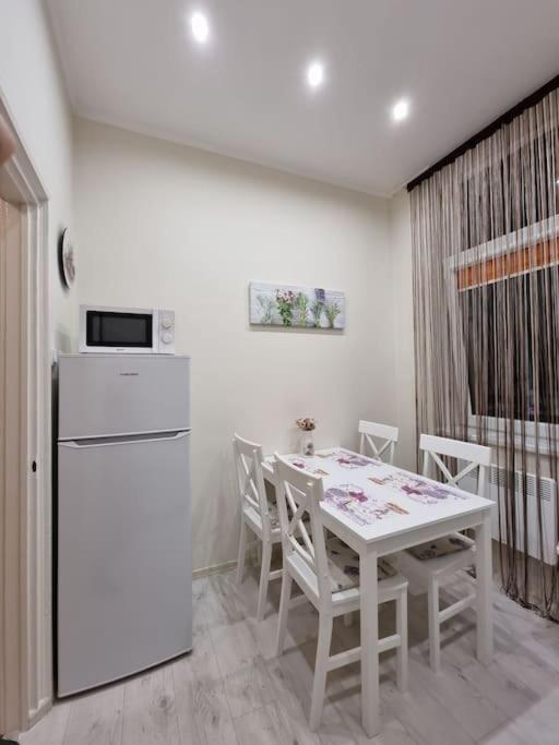Vintage Apartman In City Center ميسكولك المظهر الخارجي الصورة