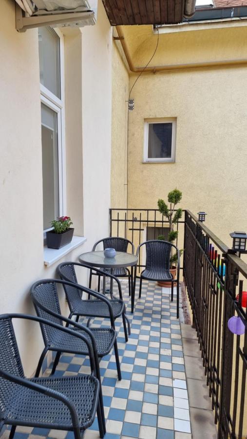 Vintage Apartman In City Center ميسكولك المظهر الخارجي الصورة